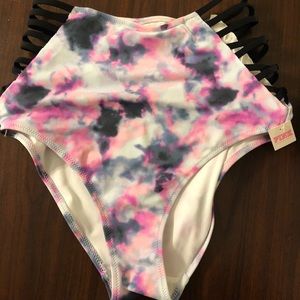 NWT Victoria’s Secret height waisted swim bottom